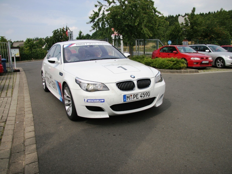 Η BMW μένει η Σαμπίν φεύγει