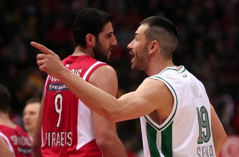 Ολυμπιακός-Σιένα (photos)