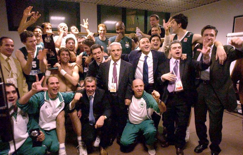 Ότι «αγγίζει» γίνονται... τίτλοι (videos)