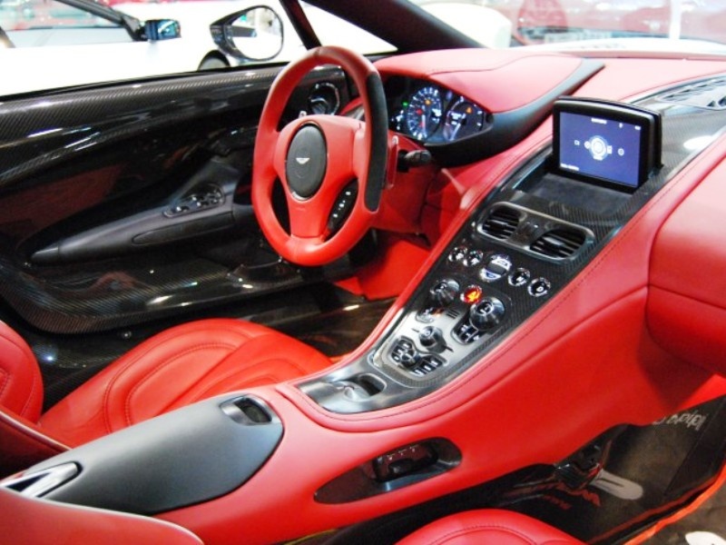 Aston Martin One – 77
