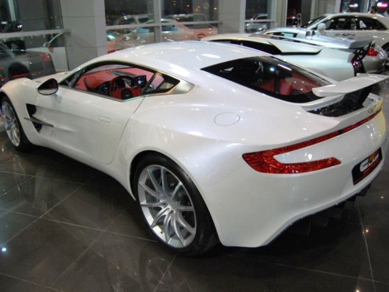 Aston Martin One – 77