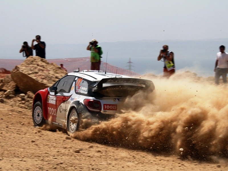 Ο Οζιέρ μένει πρώτος