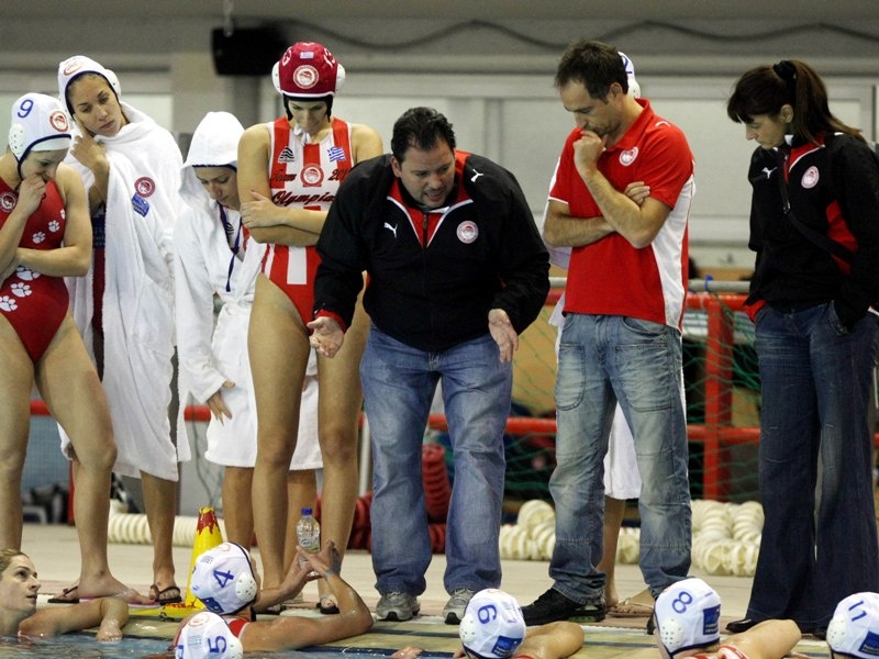 Το πρώτο βήμα ο Ολυμπιακός (ph)