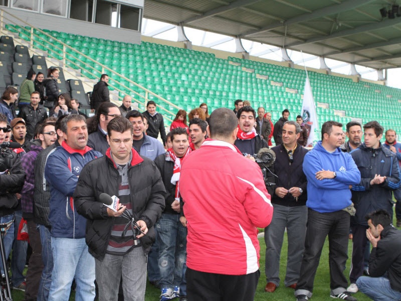 Για πάντα στην καρδιά τους (ph)