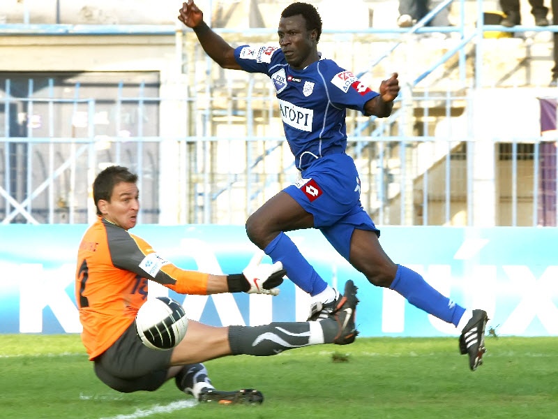 Ο ασταμάτητος Μπακαγιόκο (ph+vd)