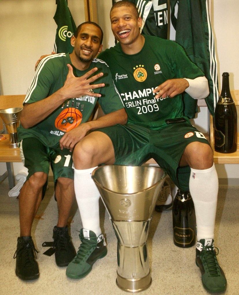 «Πεντάστερος» στο Βερολίνο (ph+vd)