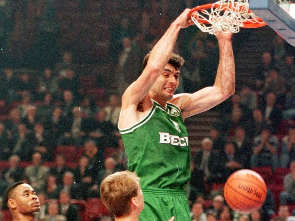 Το πρώτο με υπογραφή Στόικο!