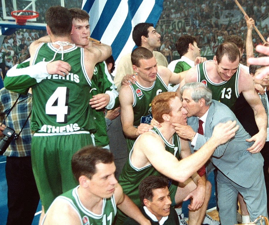 Κάτας ο… δήμιος της Μακάμπι (ph+vd)