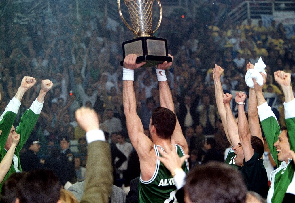 Κάτας ο… δήμιος της Μακάμπι (ph+vd)