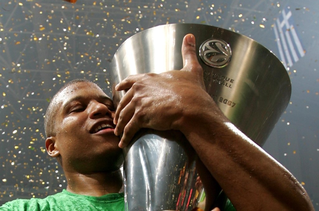 Το τέταρτο στο σπίτι του (ph+vd)