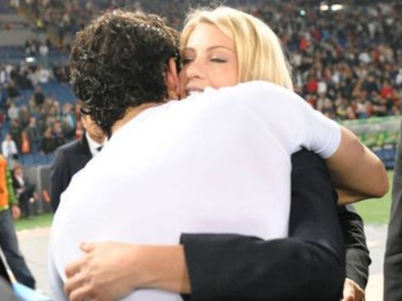 Η αγκαλιά στον Πάτο (pics)