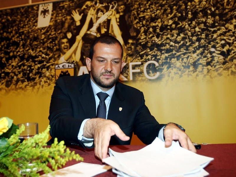 Η ΑΕΚ στα χέρια του κόσμου της