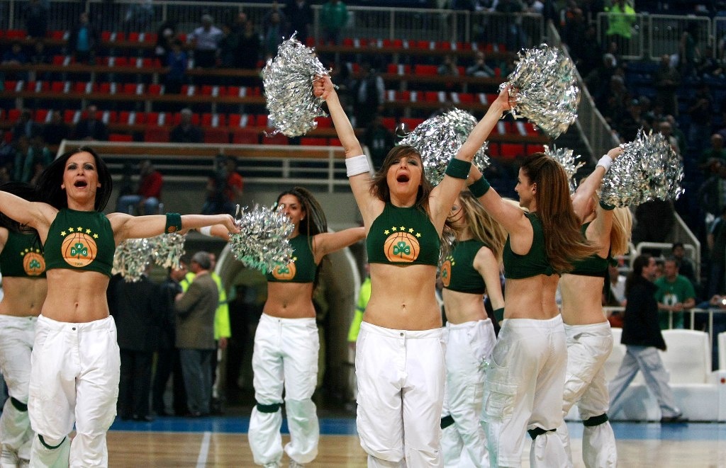 Η θηλυκή πλευρά του τελικού (phs)
