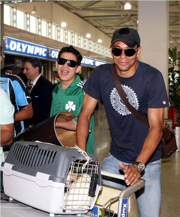 Αποθέωση πριν την απογείωση!