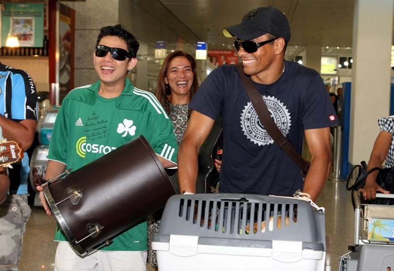 Αποθέωση πριν την απογείωση!