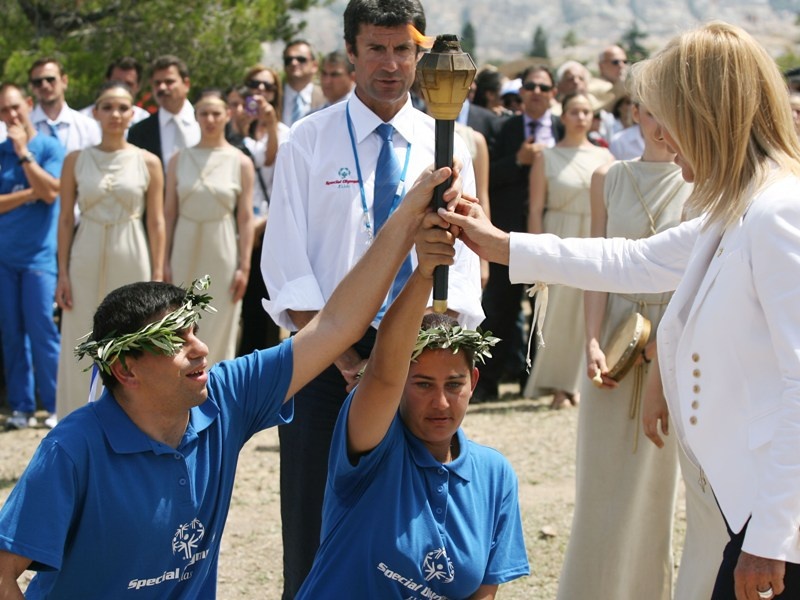 Άναψε η Φλόγα της Ελπίδας