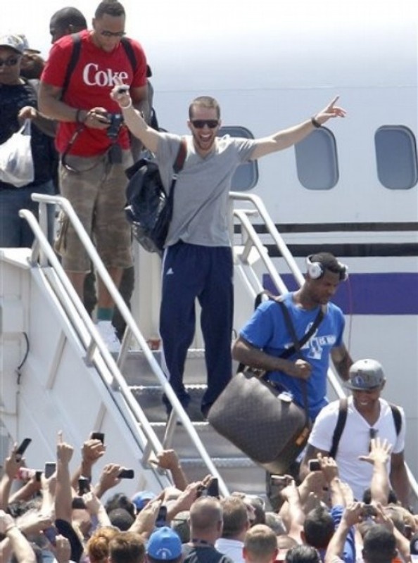 Αποθέωση στο Ντάλας!(ph+vd)