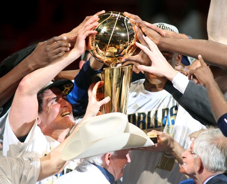 Μεθύσι τίτλου στο Ντάλας!