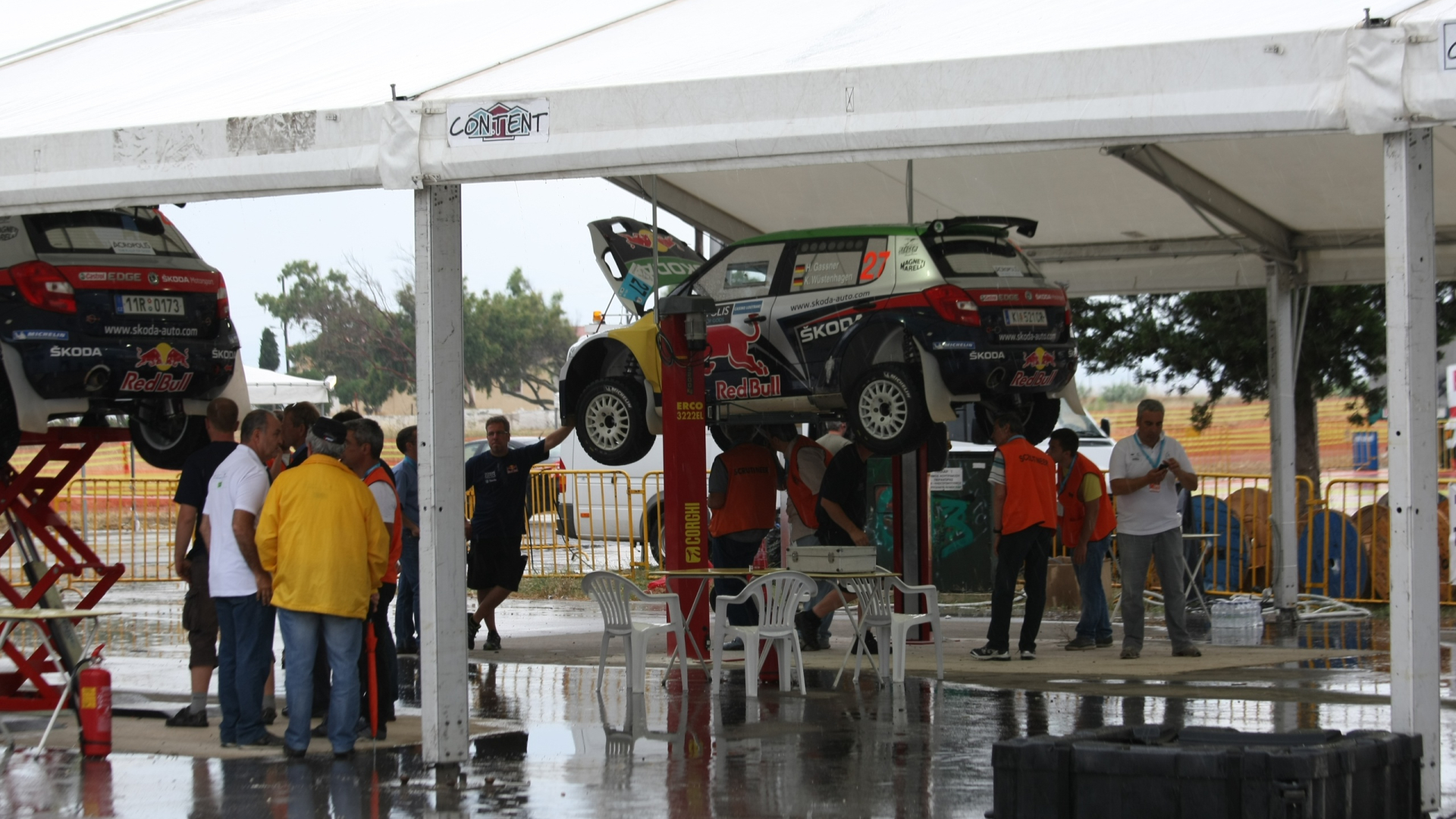 Προ των πυλών...