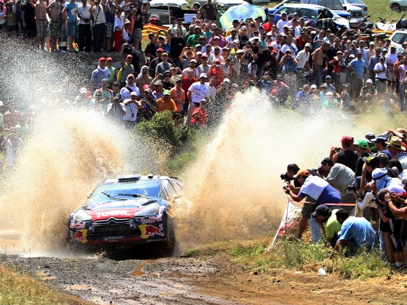 O Σόλμπεργκ οδηγεί το Ακρόπολις