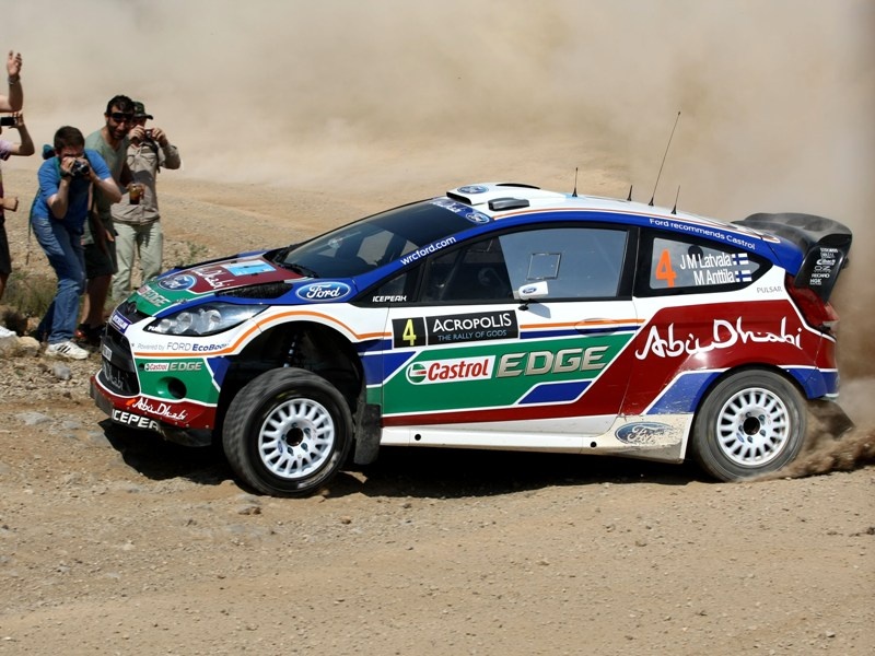 O Σόλμπεργκ οδηγεί το Ακρόπολις