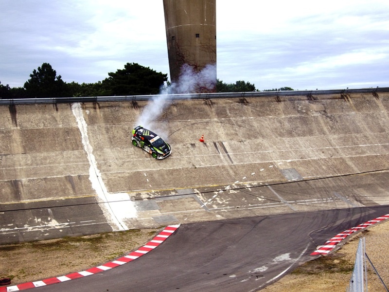 Παγκόσμια περιοδεία Gymkhana