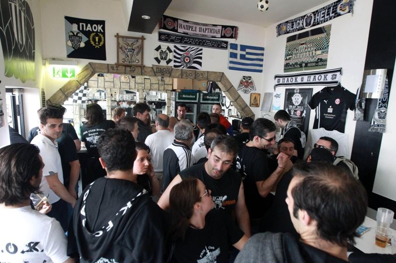 Πάρτι πριν το φιλικό (phs)