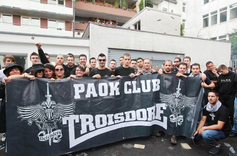 Πάρτι πριν το φιλικό (phs)