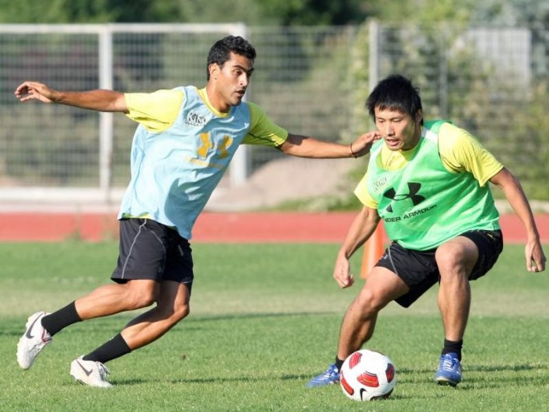 Τους τρέχει ο Τσιώλης!