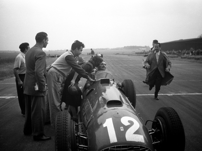 H Ferrari στο Σίλβερστοουν