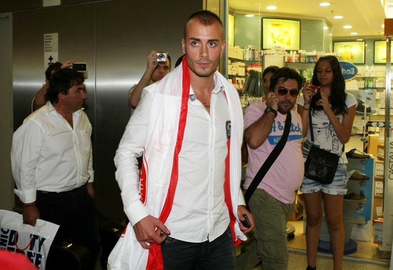 Yes(te) στους τίτλους! (video+photos)