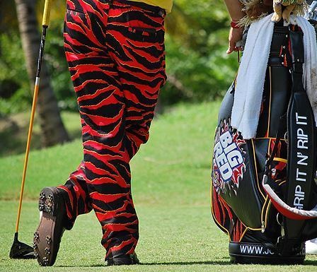 Γκόλφερ σε... πολύχρωμο πακέτο!