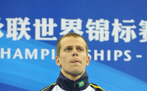 Έβγαλαν.. γλώσσα στη Σαγκάη (ph)