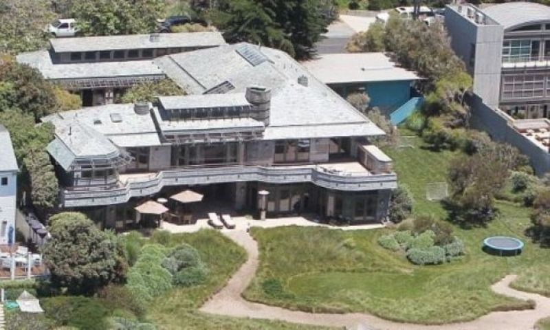 Το νέο «σπιτάκι» του Μπέκαμ