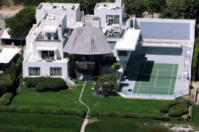 Το νέο «σπιτάκι» του Μπέκαμ