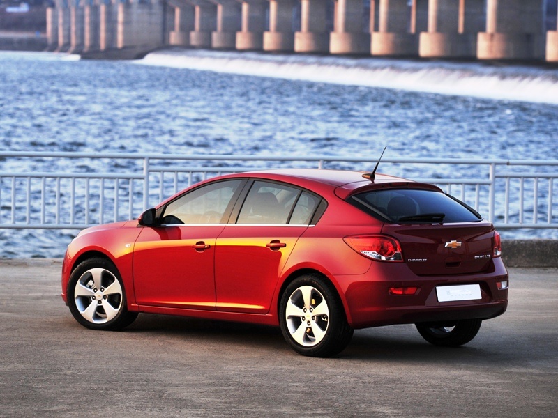 Στην Ελλάδα το 5θυρο Cruze
