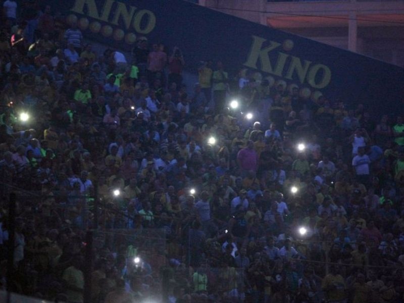 Ήττα με... λάτιν εμφάνιση (photos+video)