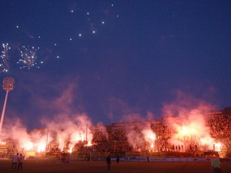 Ήττα με... λάτιν εμφάνιση (photos+video)