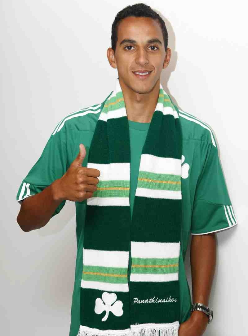 Στα πράσινα ο Ζέκα