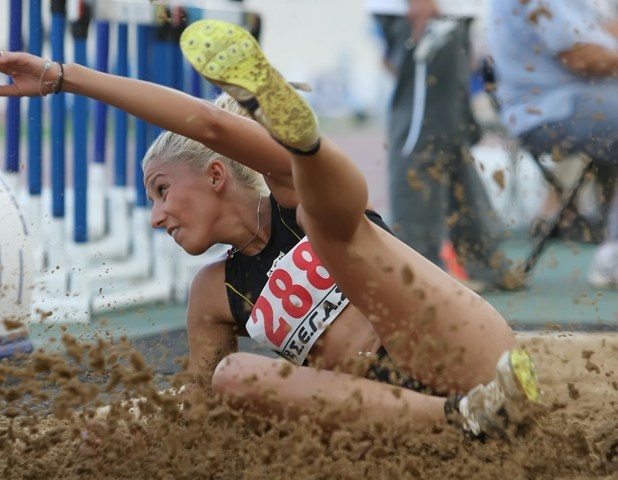 Επίδειξη... στίβου