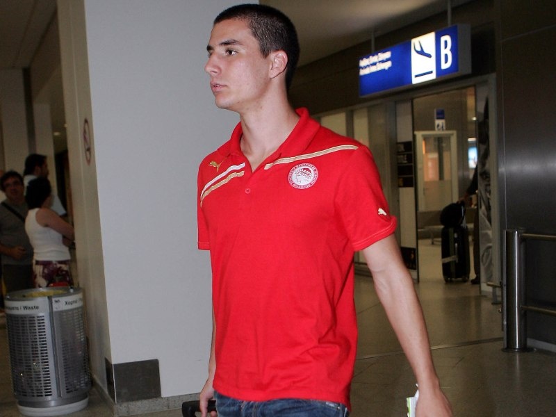 Έφτασε η αποστολή του Ολυμπιακού (photos)