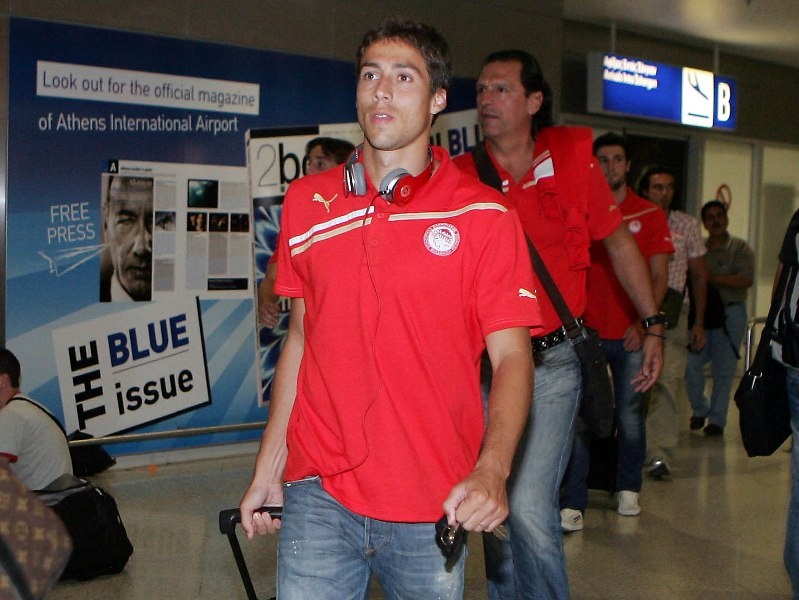 Έφτασε η αποστολή του Ολυμπιακού (photos)