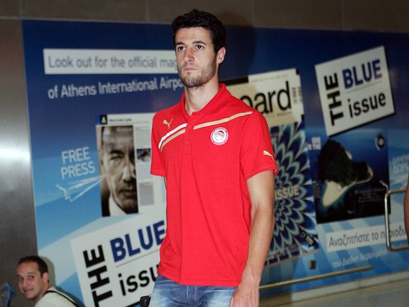 Έφτασε η αποστολή του Ολυμπιακού (photos)