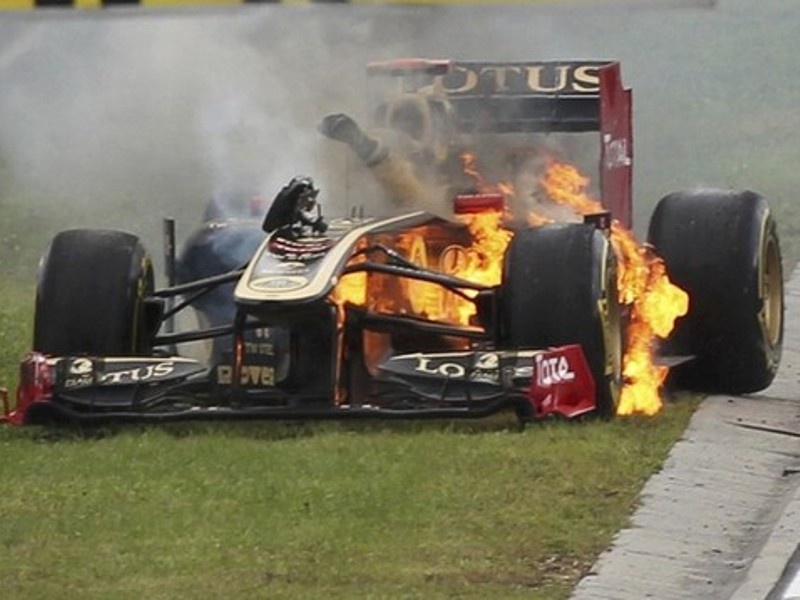 Ο Χάιντφιλντ και η φωτιά