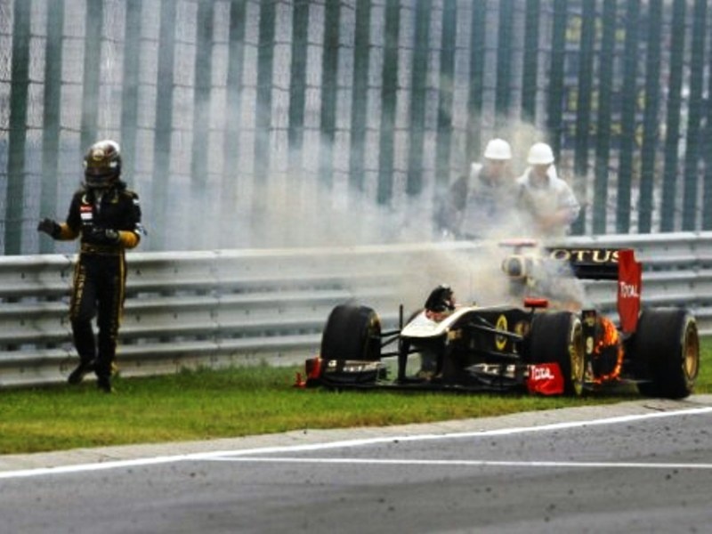 Ο Χάιντφιλντ και η φωτιά