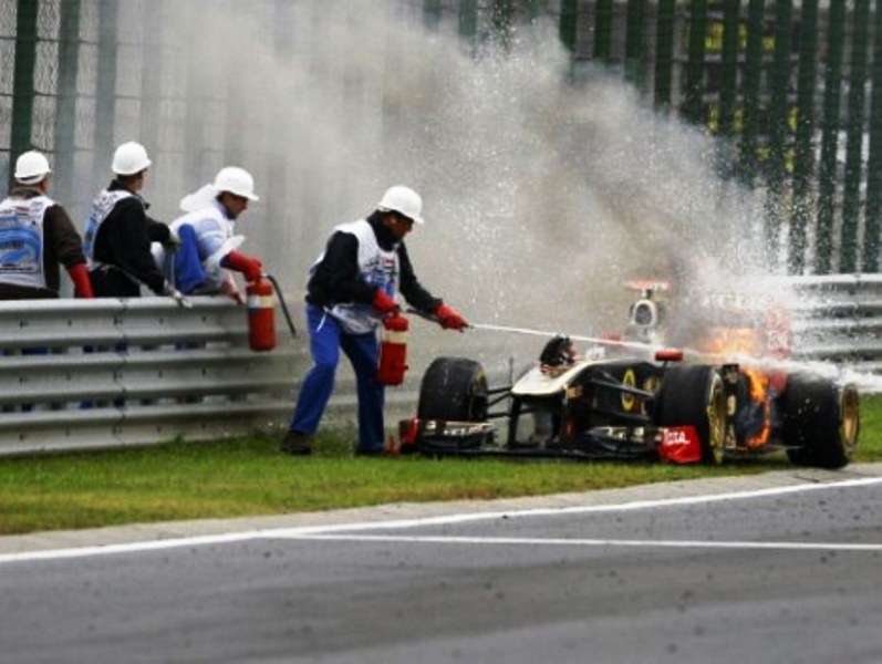 Ο Χάιντφιλντ και η φωτιά