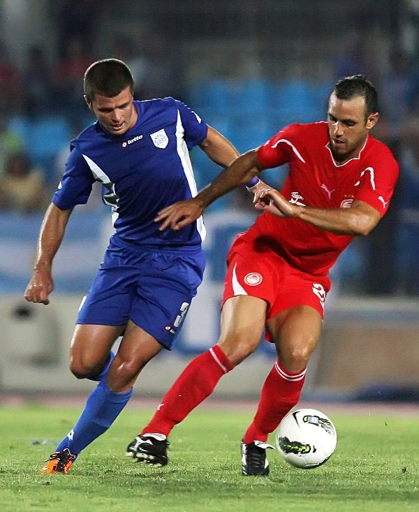 Άχρωμος και άγευστος ο Ολυμπιακός