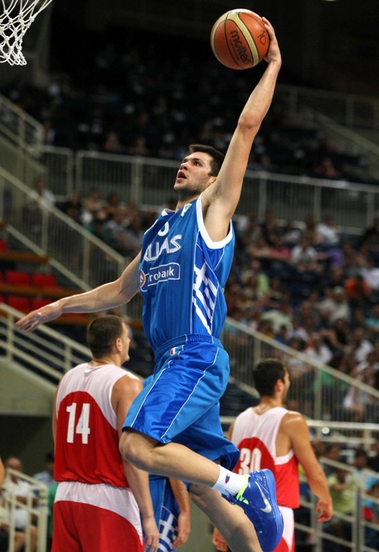 Το «Ακρόπολις» μέσα από εικόνες