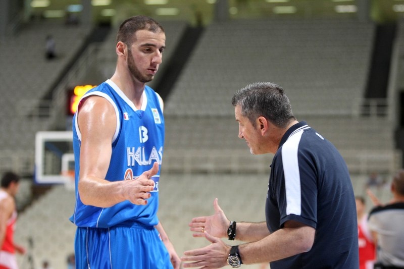 Το «Ακρόπολις» μέσα από εικόνες