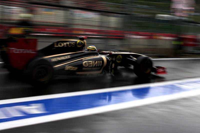 F1 Βέλγιο: Φέτελ ξανά από την pole